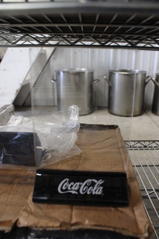 ALL ONE MONEY! Lot of 20 BRAND NEW IN BOX! Clear and Black Poly Countertop Paper / Menu Holders. 4x2x6.5