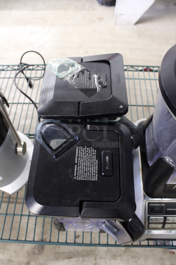 Ninja Metal Countertop Blender w/ 3 Pitchers. 7x10x18. Tested and Does Not Power On - Image 4 of 6