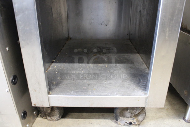 Stainless Steel Equipment Stand w/ Under Shelf on Commercial Casters. 24x24x22.5 - Image 2 of 5