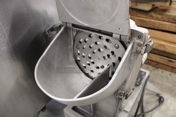 Landa Metal Commercial Countertop Cheese Grater w/ Motor. 115 Volts, 1 Phase. 12x20x21. Tested and Working! - Image 4 of 5