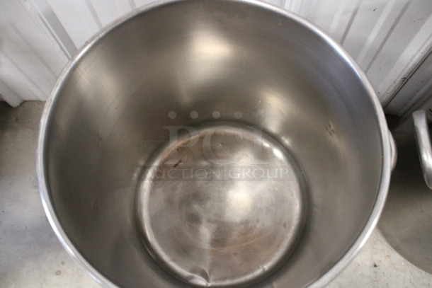 Stainless Steel Stock Pot w/ Lid. 17x15x16 - Image 3 of 3