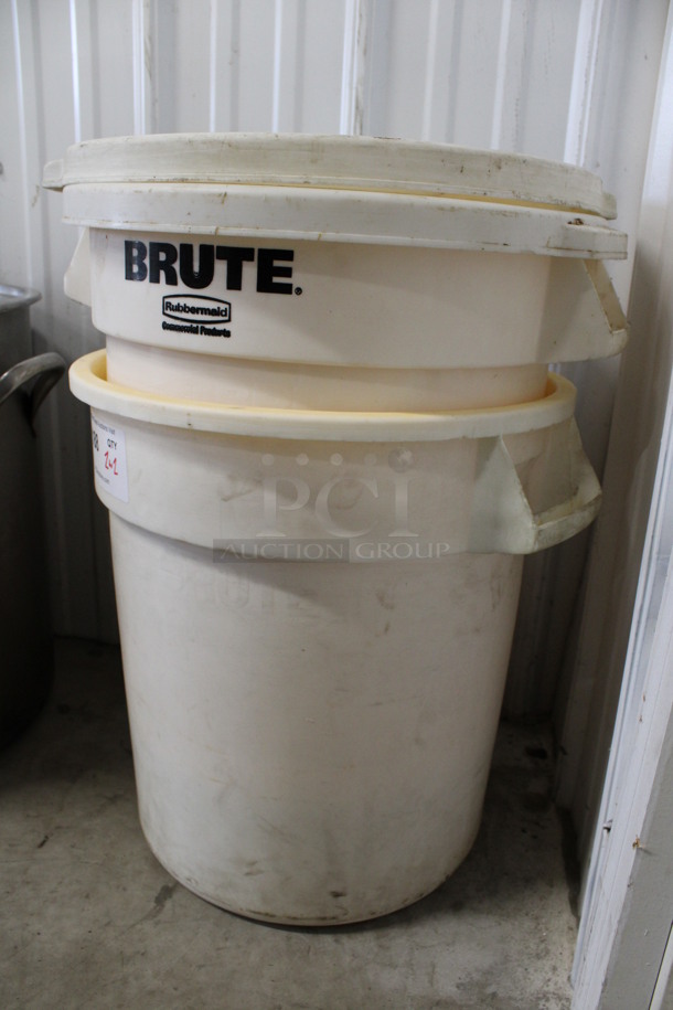 2 Rubbermaid Brute White Poly Trash Cans w/ 2 Lids. 18x16x17. 2 Times Your Bid! - Image 3 of 4