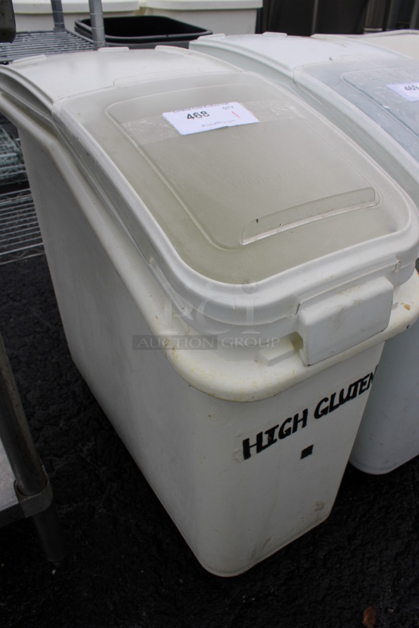 White Poly Ingredient Bin w/ Lid on Commercial Casters. 13x30x29 - Image 3 of 4