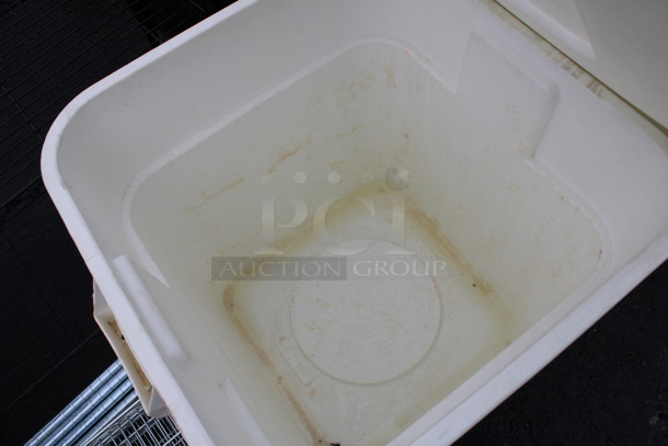 White Poly Trash Can w/ Lid on Dolly. 24x22x28 - Image 3 of 4
