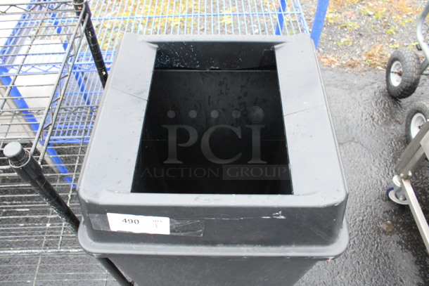 Black Poly Trash Can w/ Lid. 20x20x33 - Image 3 of 3
