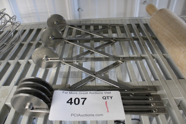 Metal 7 Head Pastry Dough Cutter. 9x3x2 - Image 3 of 4