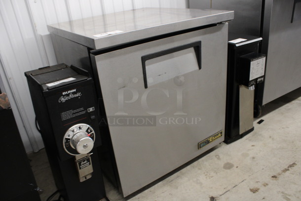 2016 True Model TUC-27F-LP-HC Stainless Steel Commercial Single Door Undercounter Freezer on Commercial Casters. 115 Volts, 1 Phase. 27.5x30x32. Tested and Powers On But Temps at 21 Degrees - Image 2 of 5