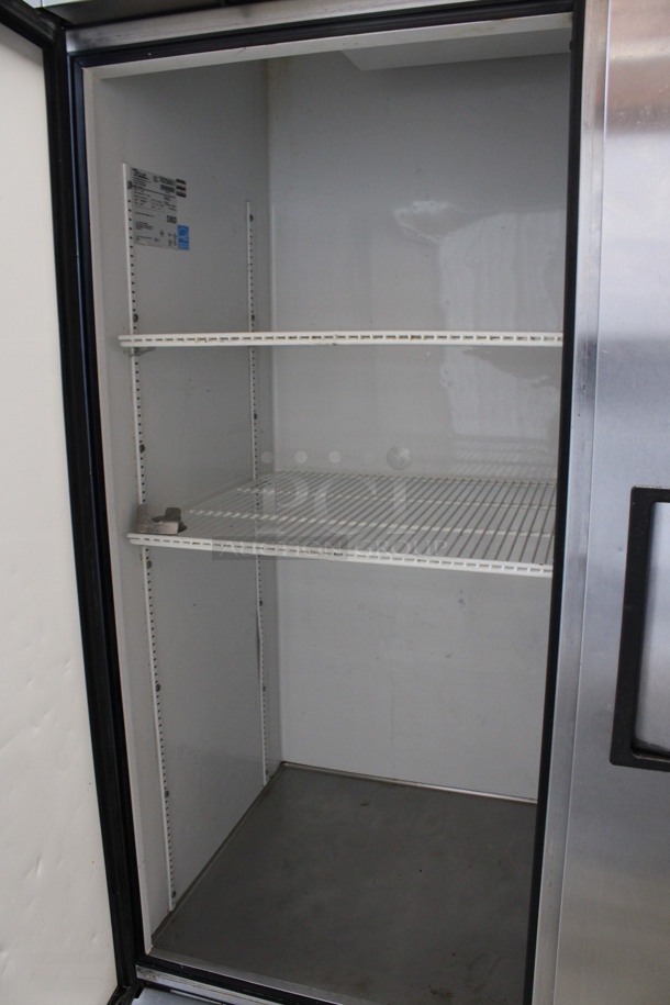 2013 True Model T-49 ENERGY STAR Metal Commercial 2 Door Reach In Cooler w/ Poly Coated Racks on Commercial Casters. 115 Volts, 1 Phase. 54x30x83.5. Tested and Working! - Image 5 of 6