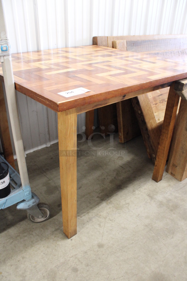 Wood Pattern Table on 4 Legs. 36x36x30 - Image 3 of 3