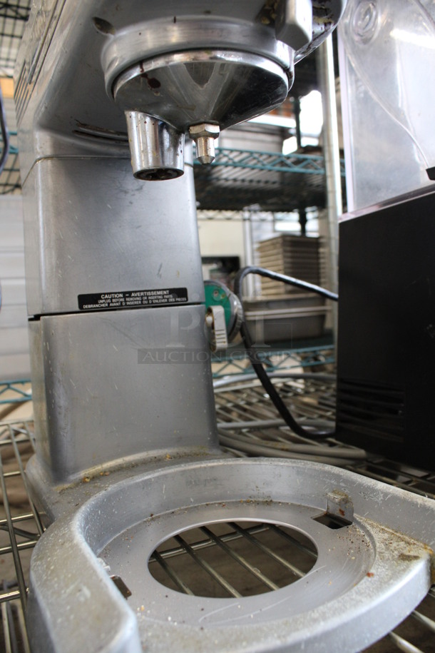 Waring Model WSM7Q Metal Countertop 7 Quart Planetary Mixer. 120 Volts, 1 Phase. 8x14x15. Tested and Working! - Image 6 of 6