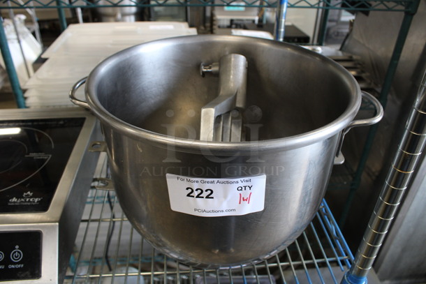 Stainless Steel Commercial 20 Quart Mixer w/ Hobart L20B Commercial 20 Quart Paddle Attachment. 17x14x11.5, 9x13x3