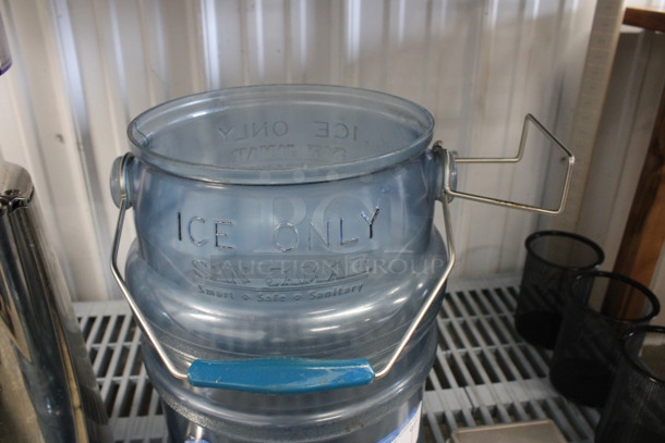 San Jamar SafTice Blue Poly Ice Bin. 10x10x18 - Image 3 of 3