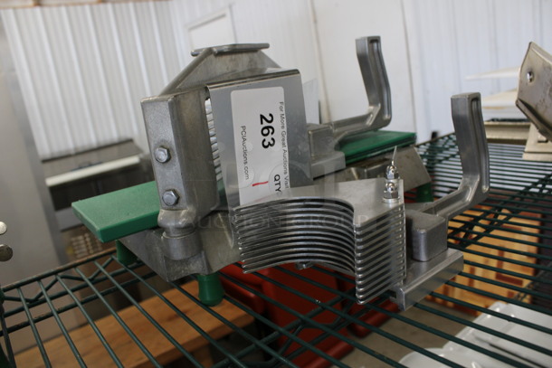Garde Metal Commercial Countertop Tomato Slicer w/ Extra Pusher. 15x7x8 - Image 3 of 3