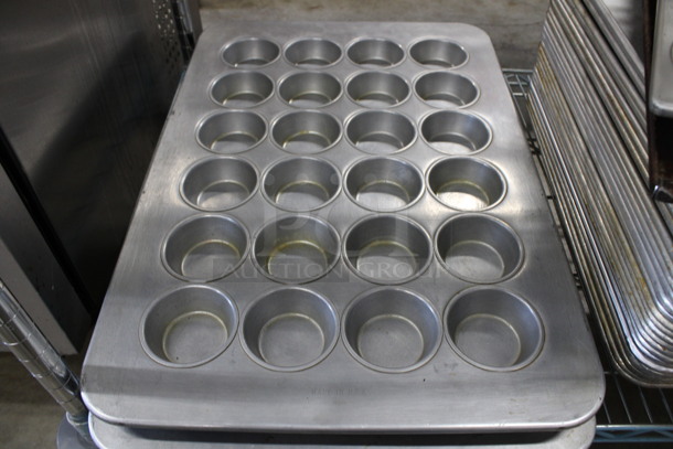 4 Various Metal Muffin Baking Pans. Includes 18x26x2. 4 Times Your Bid! - Image 4 of 5