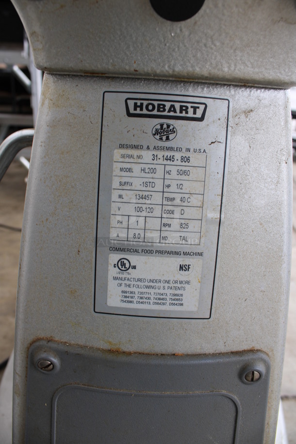 Hobart Legacy Model HL200 Metal Commercial Countertop 20 Quart Planetary Mixer w/ Stainless Steel Mixing Bowl, Bowl Guard, Dough Hook, Paddle and Whisk Attachments. 100-120 Volts, 1 Phase. 17x22x30. Tested and Working! - Image 6 of 6