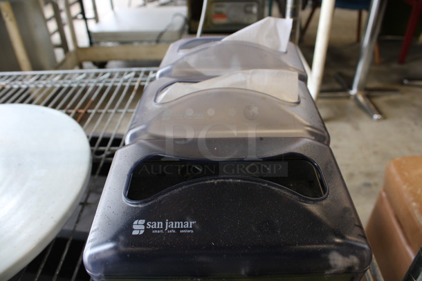 3 San Jamar Poly Countertop Napkin Dispensers. 7.5x5x6. 3 Times Your Bid! - Image 3 of 3