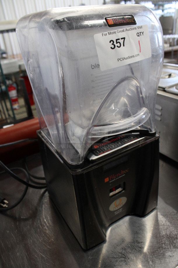 Blendtec Model ICB3/ABC3 Metal Commercial Countertop Blender w/ Cover and Pitcher. 120-240 Volts, 1 Phase. 9x9x18.5. Tested and Working! - Image 3 of 5