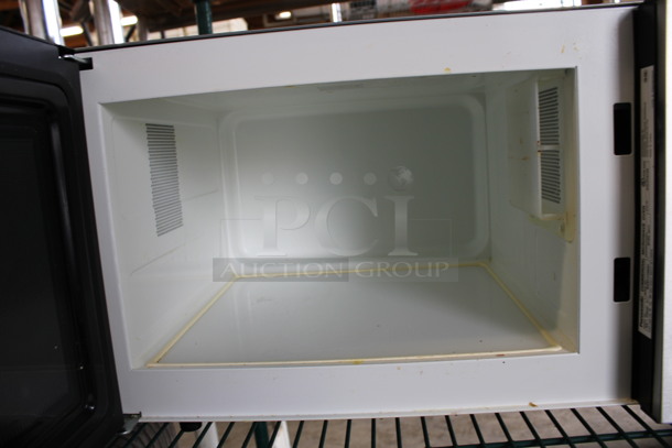 Panasonic Stainless Steel Commercial Countertop Microwave Oven. 20x15x12 - Image 3 of 4