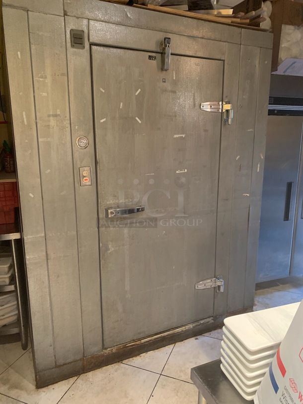 6'x6'x7' Walk In Freezer Box w/ Floor, Cancoil Model ALP06301CER Condenser and Compressor. Picture of the Unit Before Removal Is Included In the Listing. 115 Volts, 1 Phase. 6'x6'x7'