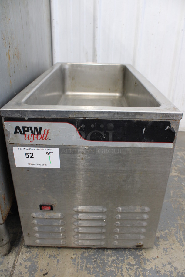 APW Wyott Stainless Steel Commercial Countertop Food Warmer. 14.5x29.5x17. Tested and Does Not Power On