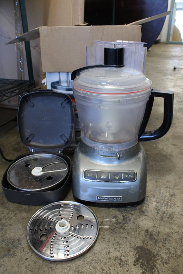 IN ORIGINAL BOX! Cuisinart Countertop Food Processor w/ S Blade and 2 Grating Blades. 9x11x17. Tested and Does Not Power On