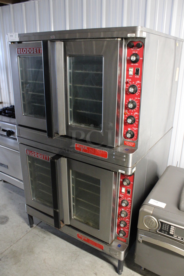 2 Blodgett Mark V Stainless Steel Commercial Electric Powered Full Size Convection Ovens w/ View Through Doors, Metal Oven Racks and Thermostatic Controls. 208-220 Volts. 38x37x65. 2 Times Your Bid! - Image 3 of 9