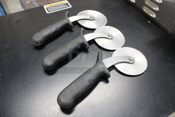 3 Sharpened Stainless Steel Pizza Cutters. 9.5x1x4. 3 Times Your Bid! - Image 3 of 4