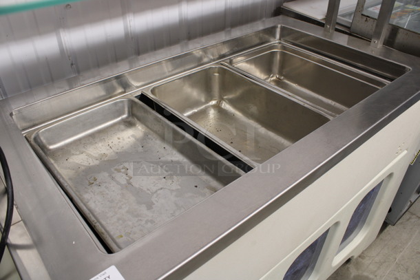 Gallery Metal Commercial Floor Style Refrigerated Buffet Station w/ Glass Sneeze Guard and 3 Full Size Drop In Bins on Commercial Casters. 56x28x53. Tested and Working! - Image 4 of 6