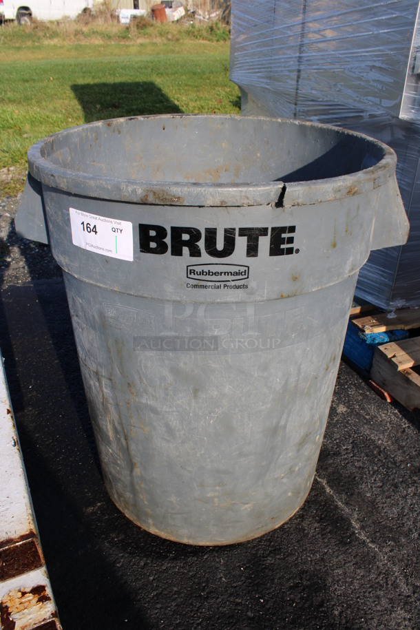 Rubbermaid Brute Gray Poly Trash Can. 26x22x27 - Image 1 of 4