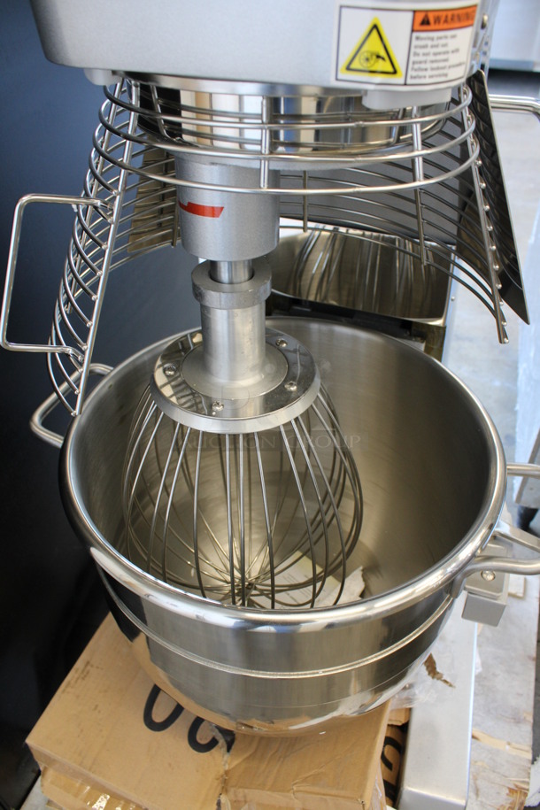 BRAND NEW! PrepPal Model PPM-30 Metal Commercial Floor Style 30 Quart Planetary Mixer w/ Stainless Steel Mixing Bowl, Bowl Guard, Dough Hook, Paddle and Whisk Attachments. 110 Volts, 1 Phase. 21x25x48. Tested and Working! - Image 5 of 8