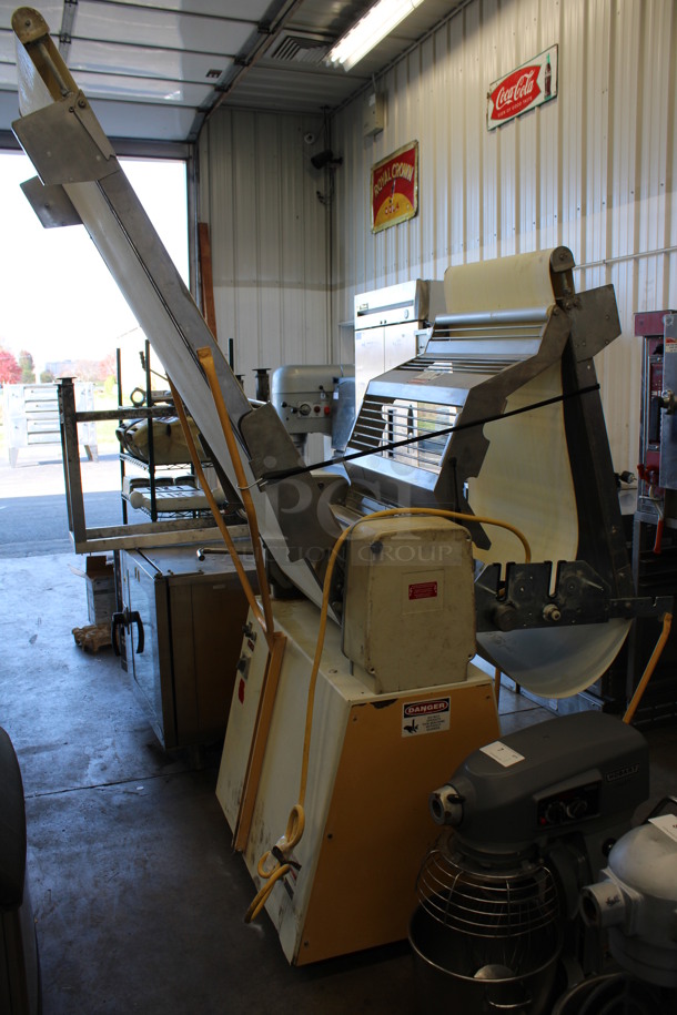 Rondo Seewer Model SSO 68 C Stainless Steel Commercial Floor Style Reversible Dough Sheeter w/ Cutting Station. 220 Volts, 3 Phase. Folded: 76x48x91. Open: 123x48x48 - Image 8 of 12