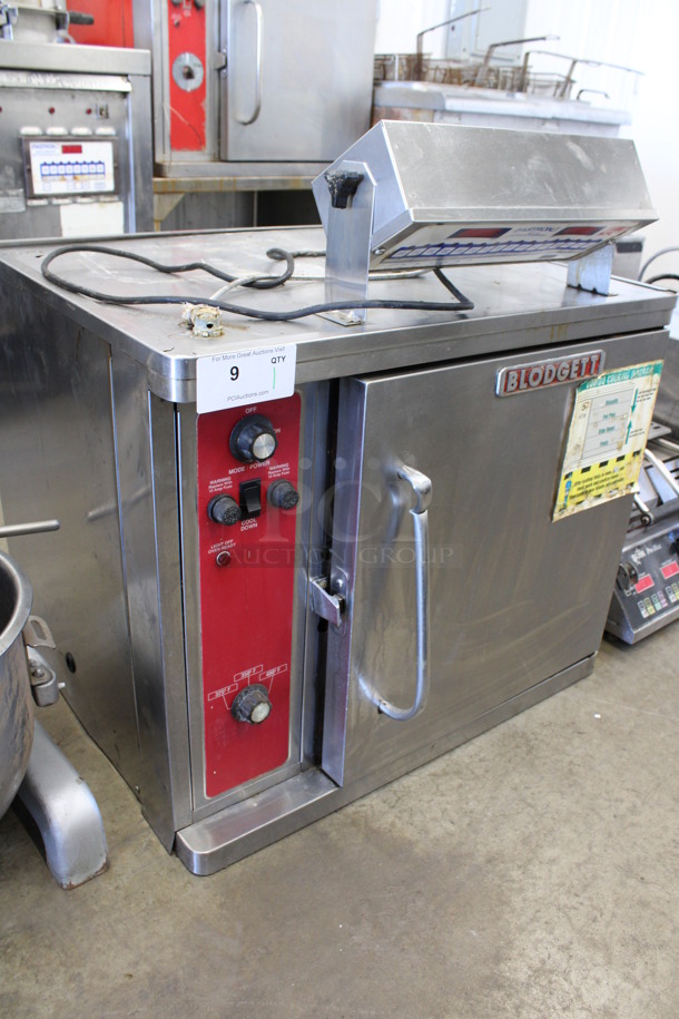 Blodgett Stainless Steel Commercial Electric Powered Half Size Convection Oven w/ Solid Door, Metal Oven Racks and Fastimer Timer. 208-230 Volts. 30.5x25.5x32 - Image 7 of 8