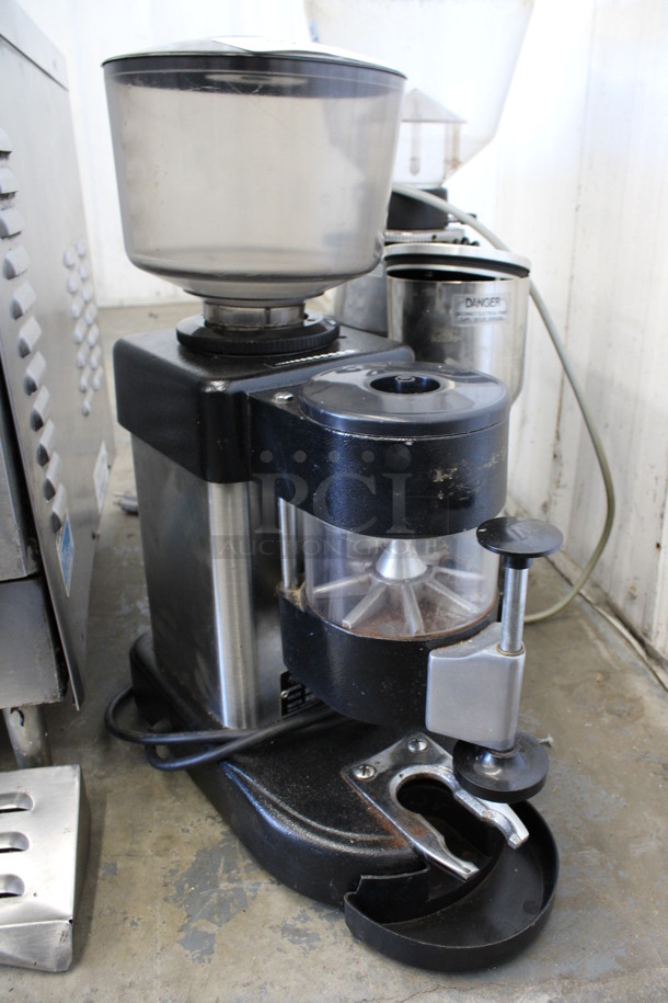Socafe Model 023 Metal Commercial Countertop Espresso Bean Grinder. 110 Volts, 1 Phase. 8x16x22. Tested and Working! - Image 4 of 6