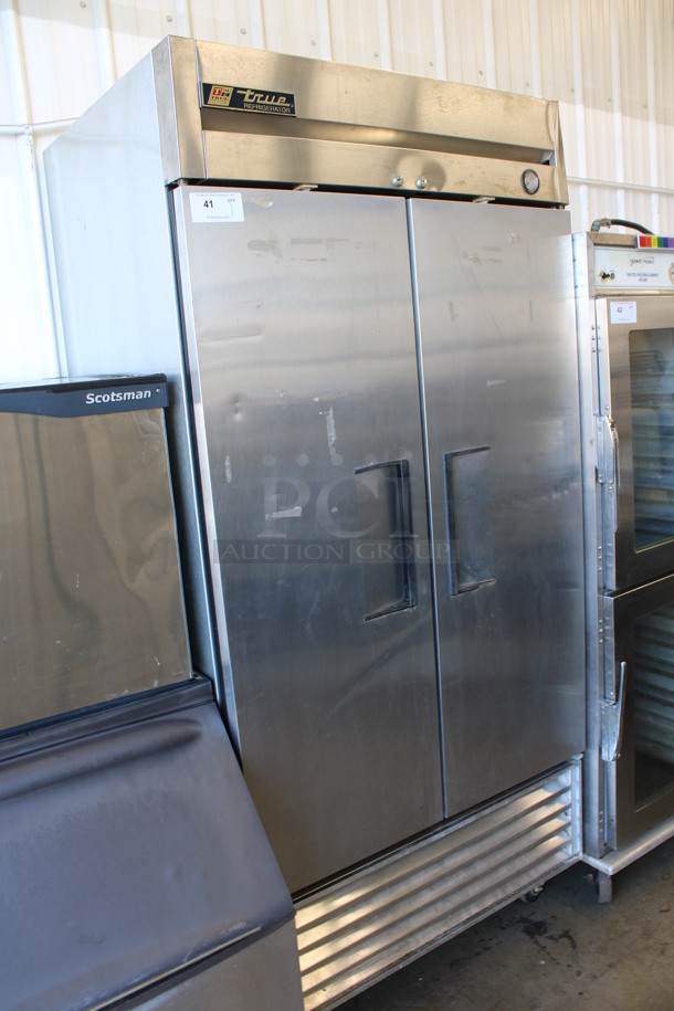 True Model T-35 Stainless Steel Commercial 2 Door Reach In Cooler w/ Poly Coated Racks on Commercial Casters. 115 Volts, 1 Phase. 39.5x30x83. Tested and Powers On But Temps at 46 Degrees - Image 3 of 6