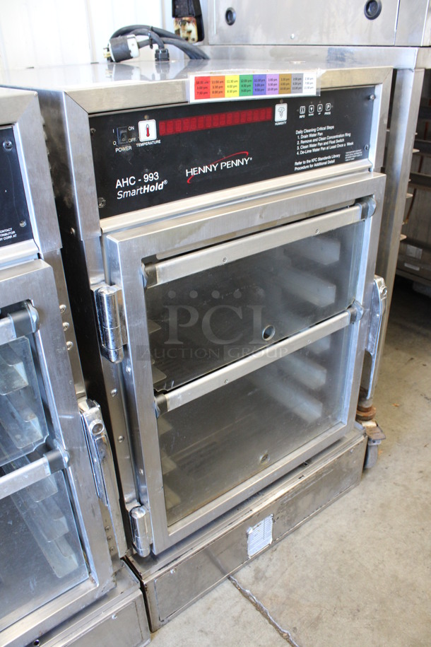 Henny Penny Model AHC-993 Stainless Steel Commercial Heated Holding SmartHold Cabinet. 120 Volts, 1 Phase. 24x30x38. Cannot Test Due To Plug Style - Image 2 of 7