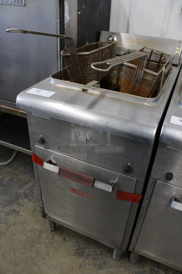 General Electric Model CK40 Stainless Steel Commercial Floor Style Electric Powered Deep Fat Fryer w/ 2 Metal Fry Baskets. 480 Volts, 1/3 Phase. 20x28x41 - Image 2 of 7