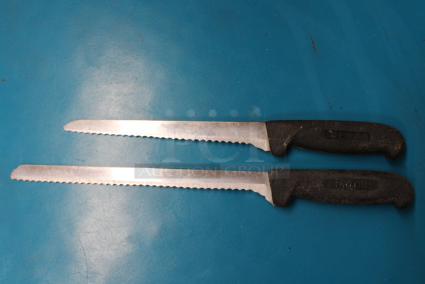 2 Sharpened Stainless Steel Serrated Knives. Includes 12.5