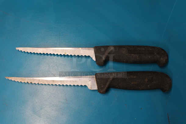 2 Sharpened Stainless Steel Serrated Knives. Includes 11