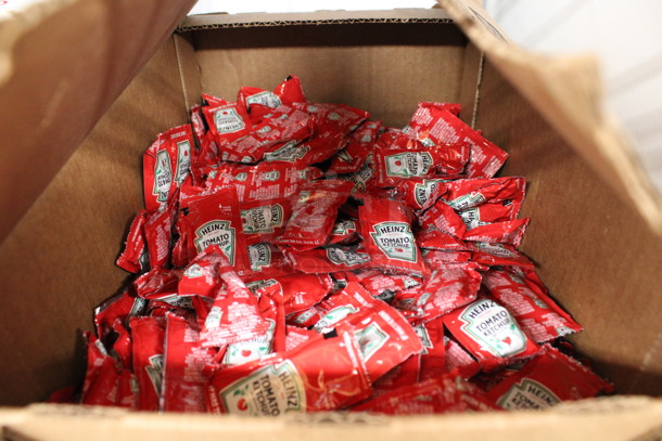 ALL ONE MONEY! Box of Heinz Ketchup Packets!