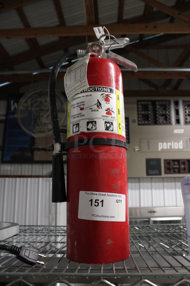 Dry Chemical Fire Extinguisher. 5x6x20