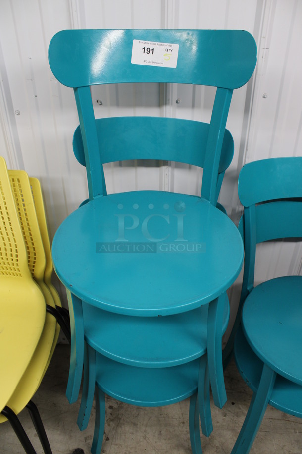 5 Blue Metal Dining Chairs. 16x16x30. 5 Times Your Bid! 