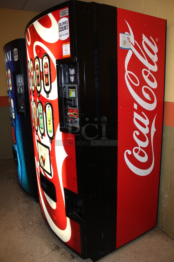 Dixie-Narco Refrigerated Vending Machine with Bill Acceptor! 115 Volts. 60HZ. 1 phase. 38x36x72. Does Not Include Keys! - Image 3 of 4