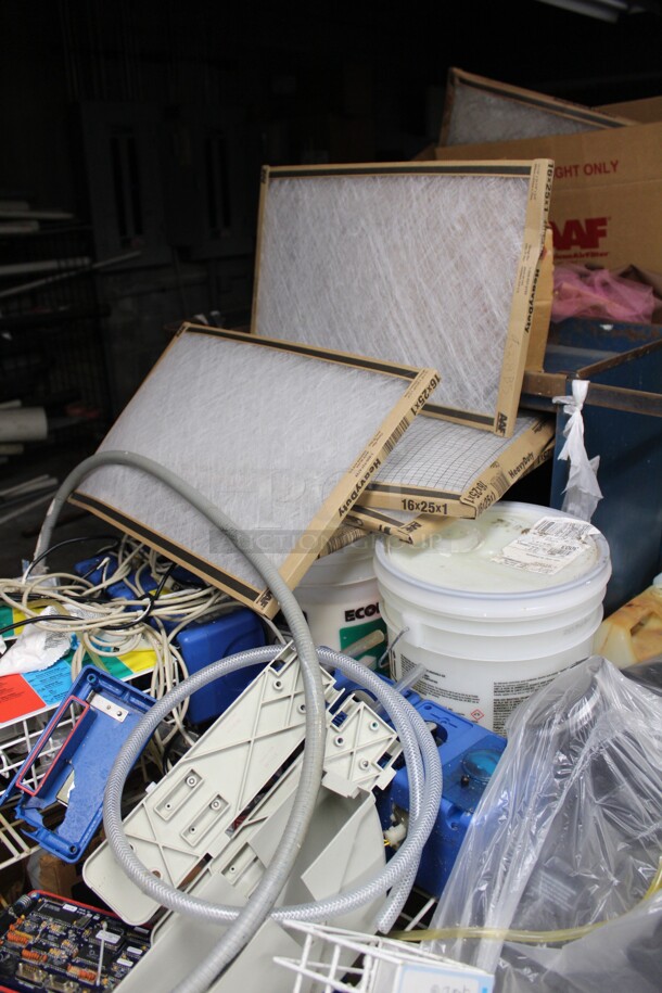 ALL ONE MONEY! Cuisinart Single Serve Coffee Machines, Heavy Duty Bathroom Cleaner, Fabric Softener and More! Winning Bidder Can Take What They Want From Lot! - Image 4 of 9