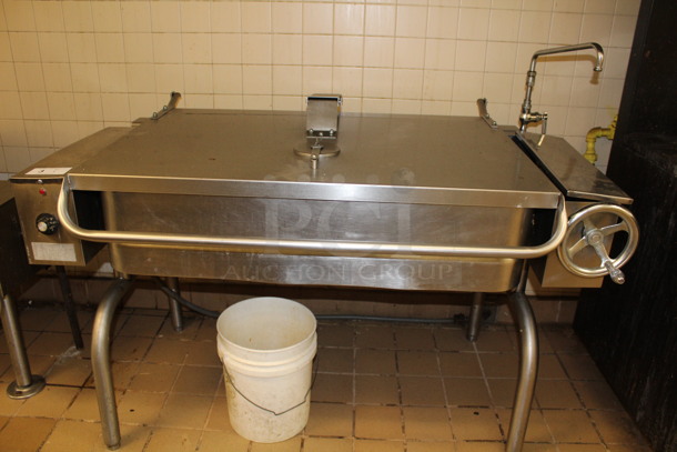 Stainless Steel Commercial Gas Tilt Skillet/Braising Pan. Working Before Business Closed! 58x32x36