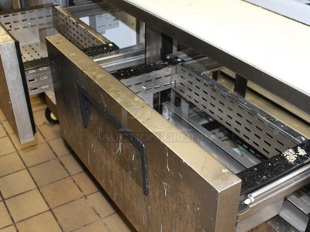 True Model TSSU-60-16D-4 Stainless Steel Commercial Salad Sandwich Bain Marie Mega Top With, 2 Overshelves, 4 Lower Drawers and Cutting Board on Commercial Casters. Working Before Business Closed! 60x30x70 - Image 4 of 7