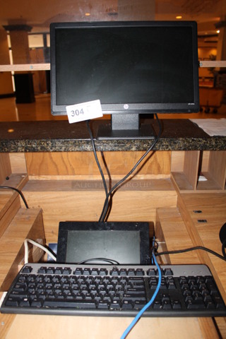 HP LV1911 17" Monitor and HP Keyboard. 17x11