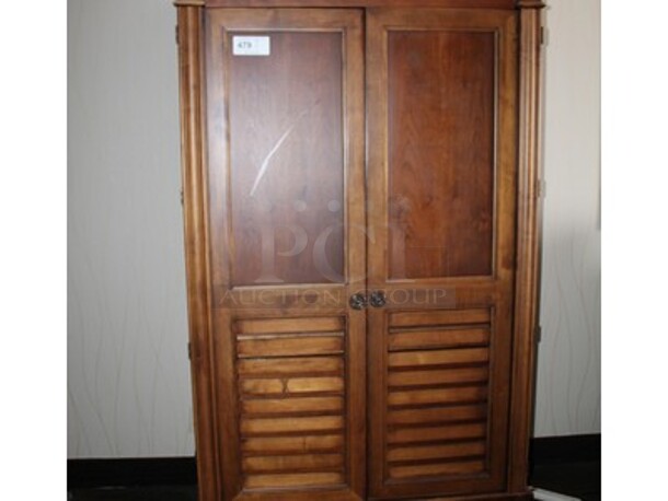 Wooden TV Stand/Cabinet with Drawers! Does Not Include TV. 42x21x79. BUYER MUST REMOVE! 