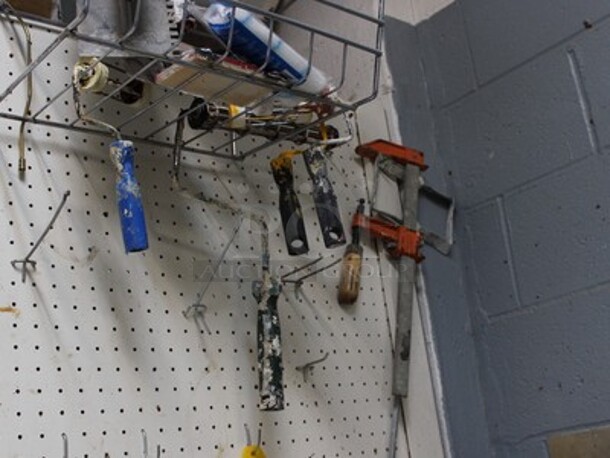 ALL ONE MONEY! Lot Includes Various Paints, Spray Bottles, Tools, Paint Brushes, Paint Rollers and More! Winning Bidder Can Take What They Want From Lot! - Image 5 of 7