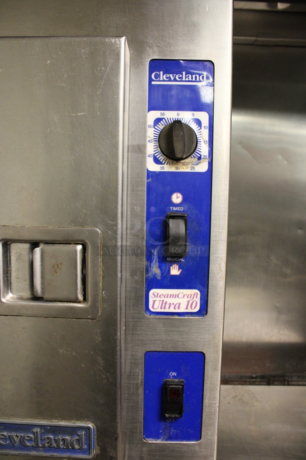 Cleveland SteamCraft Ultra 10 Stainless Steel Commercial Gas Powered 2 Deck Steam Cabinet. 24x38x66. (kitchen) - Image 4 of 7