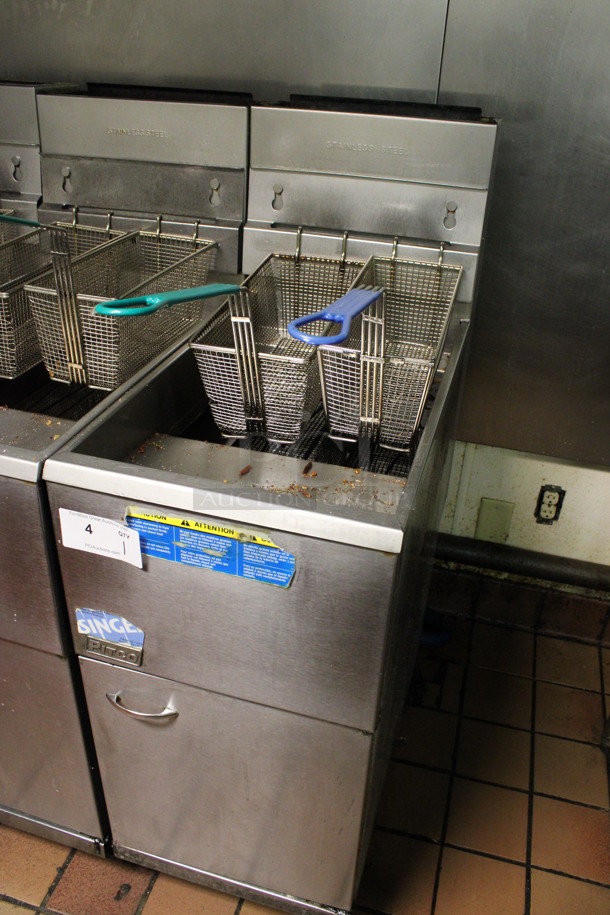 Pitco Frialator Stainless Steel Commercial Floor Style Natural Gas Powered Deep Fat Fryer w/ 2 Metal Fry Baskets. 122,000 BTU. 15x30x46. (kitchen) - Image 2 of 6